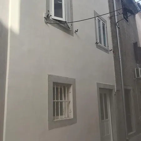 Apartment Rose 4 *